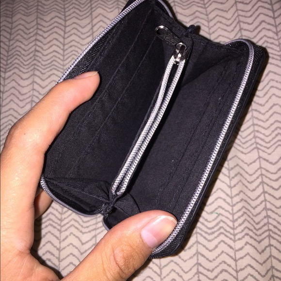 Black mini zipper wallet - Picture 3 of 3